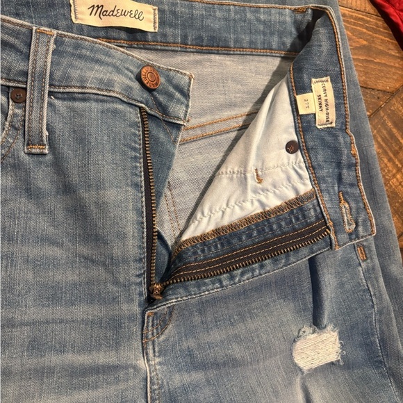 Madewell Curvy High-Rise Skinny Jeans in size 27T. Great condition! - Picture 10 of 10